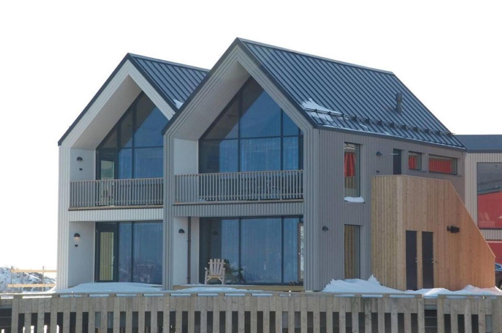 Seafront Apartment Henningsvær Kültér fotó