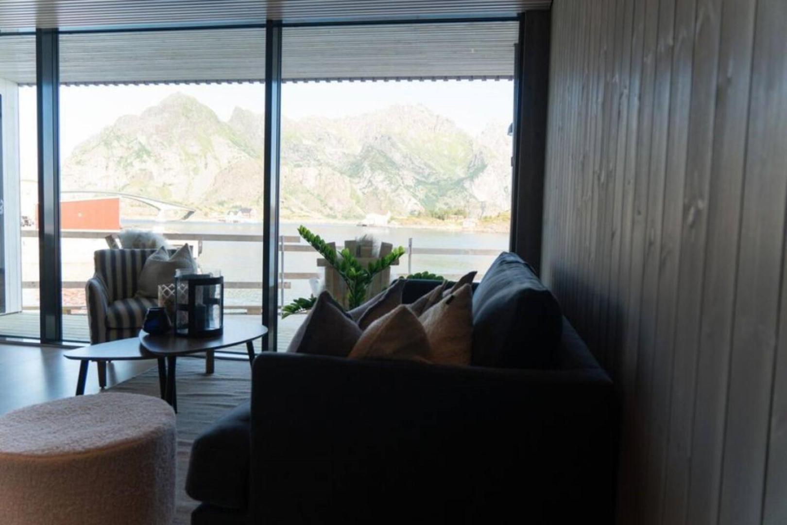 Seafront Apartment Henningsvær Kültér fotó