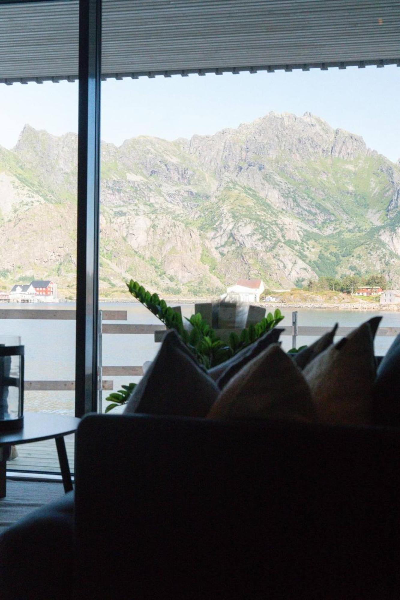 Seafront Apartment Henningsvær Kültér fotó